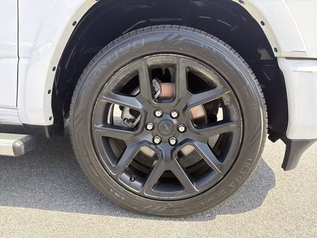 2022 Bright White Clearcoat Ram 1500 Laramie 4X4 Truck