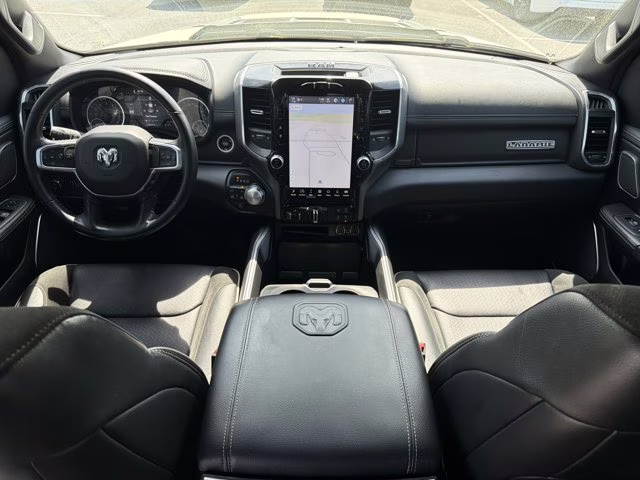 2022 Bright White Clearcoat Ram 1500 Laramie 4X4 Truck