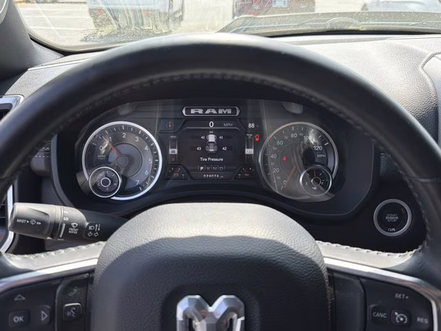 2022 Bright White Clearcoat Ram 1500 Laramie 4X4 Truck