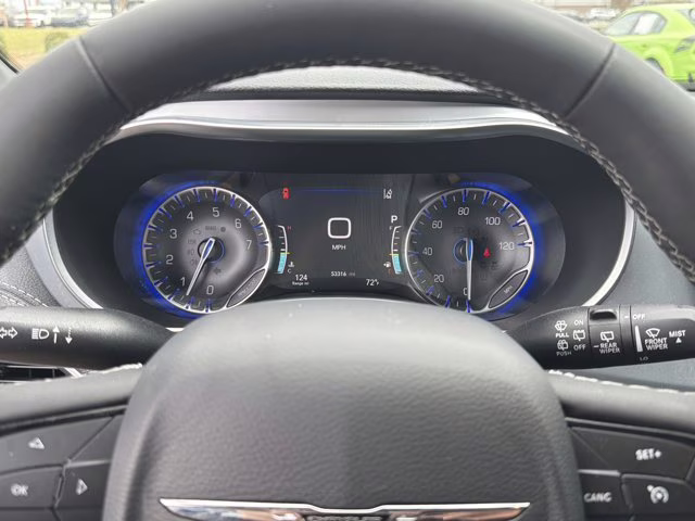 2025 Bright White Clearcoat Chrysler Pacifica Limited FWD Van