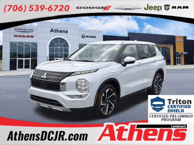 2024 White Mitsubishi Outlander SE FWD SUV