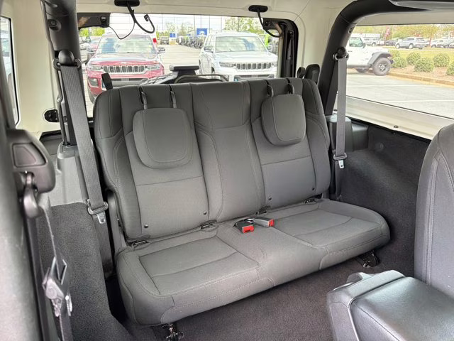 2022 Black Clearcoat Jeep Wrangler Willys 4X4 Convertible