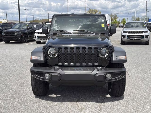 2022 Black Clearcoat Jeep Wrangler Willys 4X4 Convertible