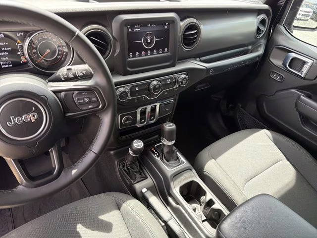 2022 Black Clearcoat Jeep Wrangler Willys 4X4 Convertible