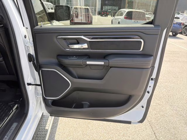 2022 Bright White Clearcoat Ram 1500 Laramie 4X4 Truck