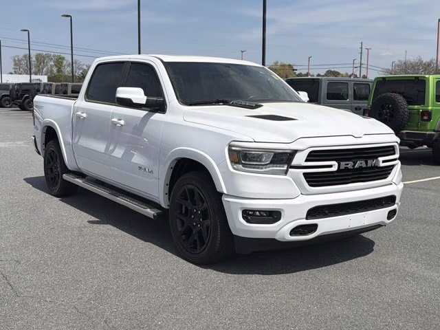 2022 Bright White Clearcoat Ram 1500 Laramie 4X4 Truck