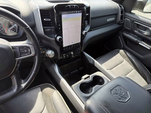 2022 Bright White Clearcoat Ram 1500 Laramie 4X4 Truck