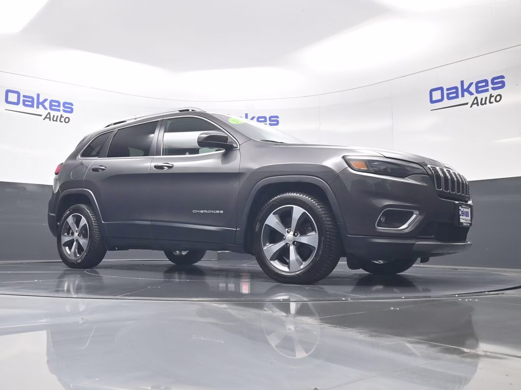 2019 Granite Crystal Metallic Clearcoat Jeep Cherokee Limited FWD SUV