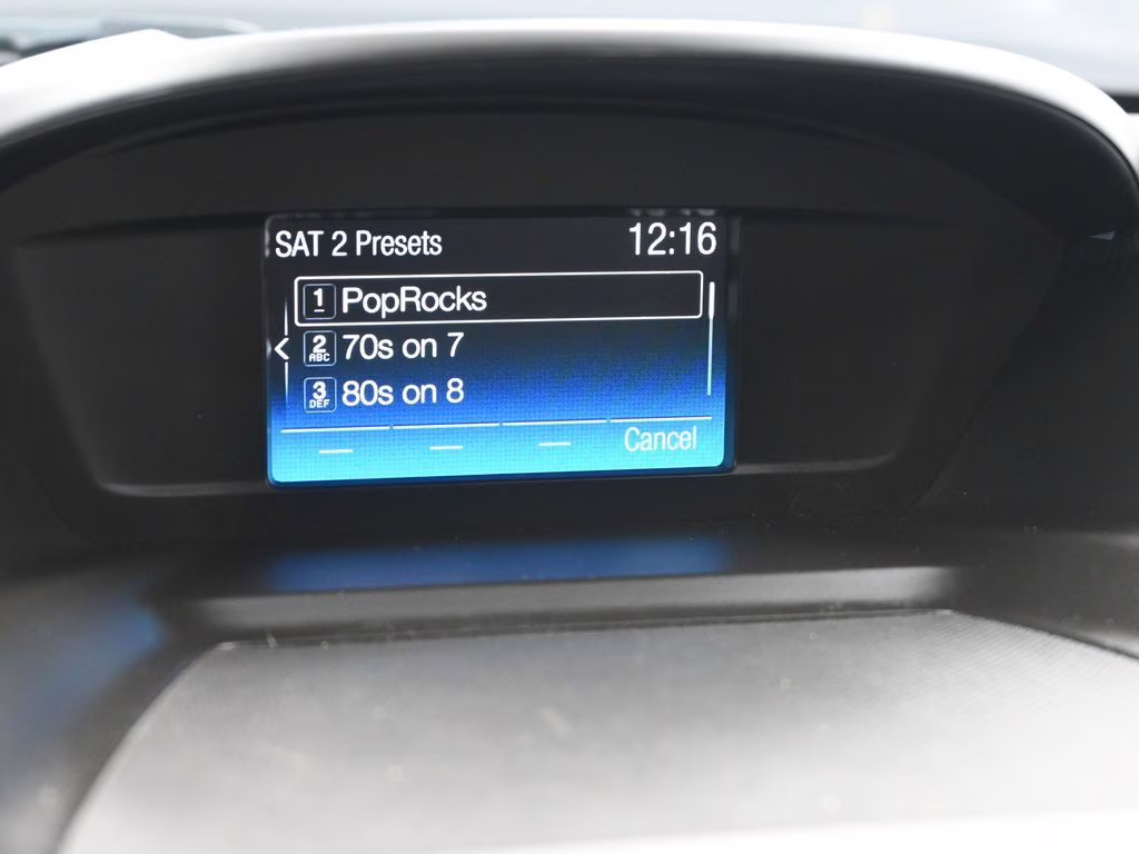 2018 Magnetic Ford Escape SE FWD SUV