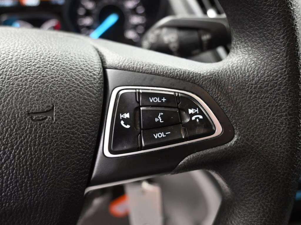 2018 Magnetic Ford Escape SE FWD SUV