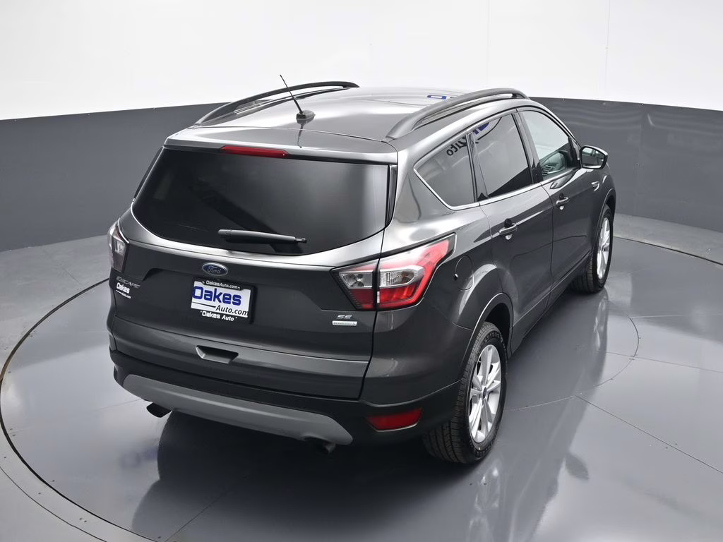 2018 Magnetic Ford Escape SE FWD SUV