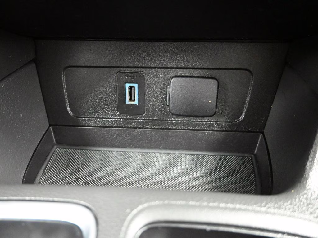 2018 Magnetic Ford Escape SE FWD SUV