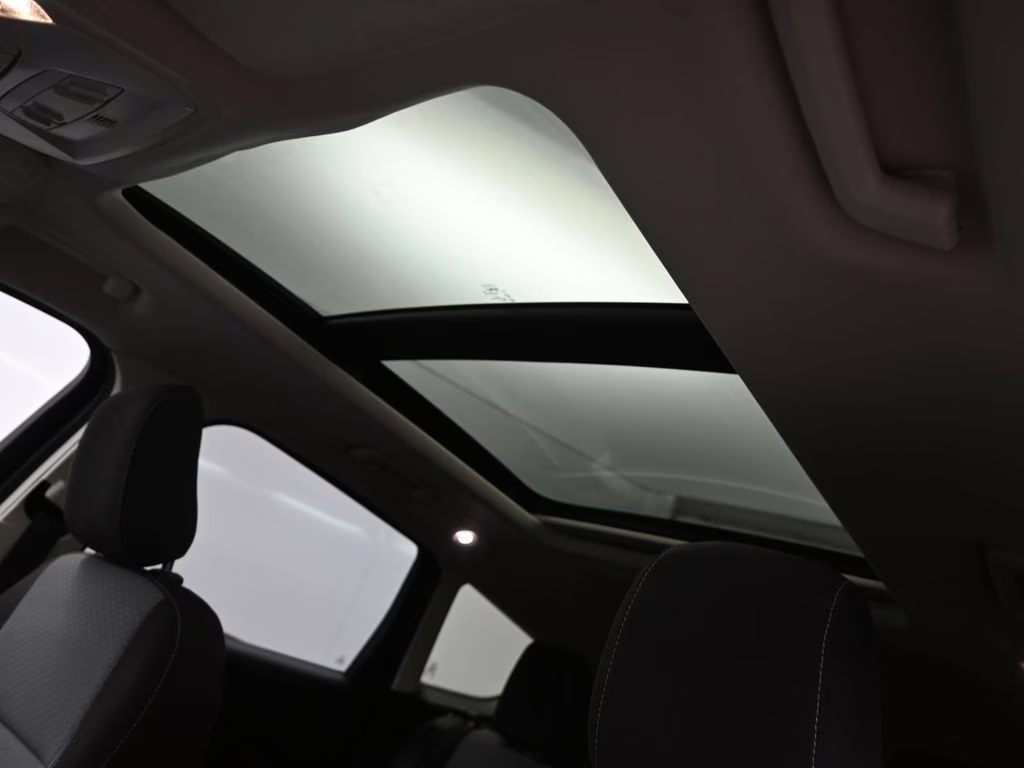 2018 Magnetic Ford Escape SE FWD SUV