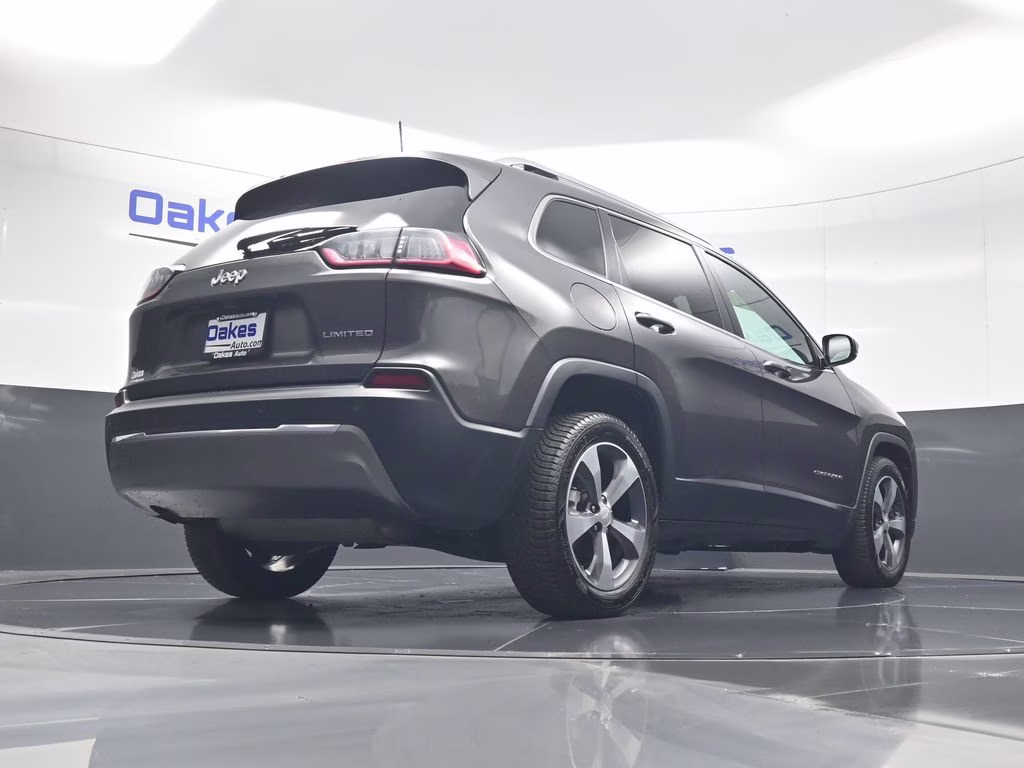 2019 Granite Crystal Metallic Clearcoat Jeep Cherokee Limited FWD SUV