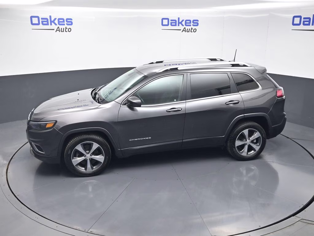 2019 Granite Crystal Metallic Clearcoat Jeep Cherokee Limited FWD SUV