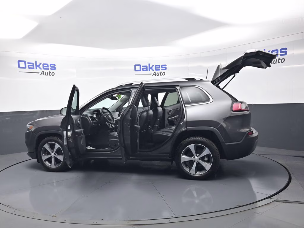 2019 Granite Crystal Metallic Clearcoat Jeep Cherokee Limited FWD SUV