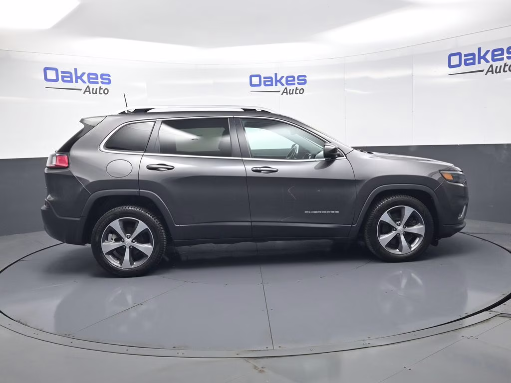 2019 Granite Crystal Metallic Clearcoat Jeep Cherokee Limited FWD SUV