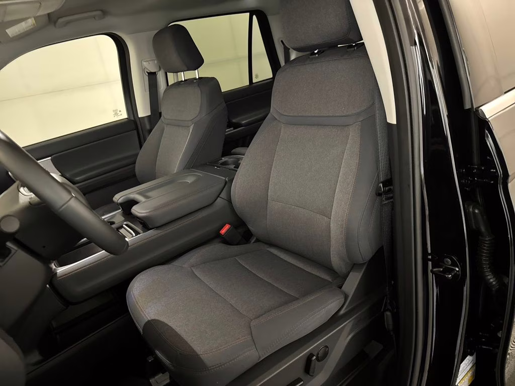 2025 Agate Black Metallic Ford Expedition Max Active RWD SUV