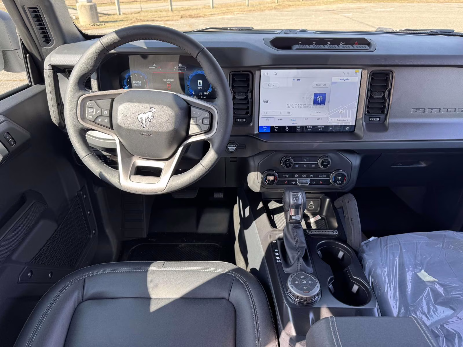 2026 White Ford Bronco Big Bend 4X4 SUV