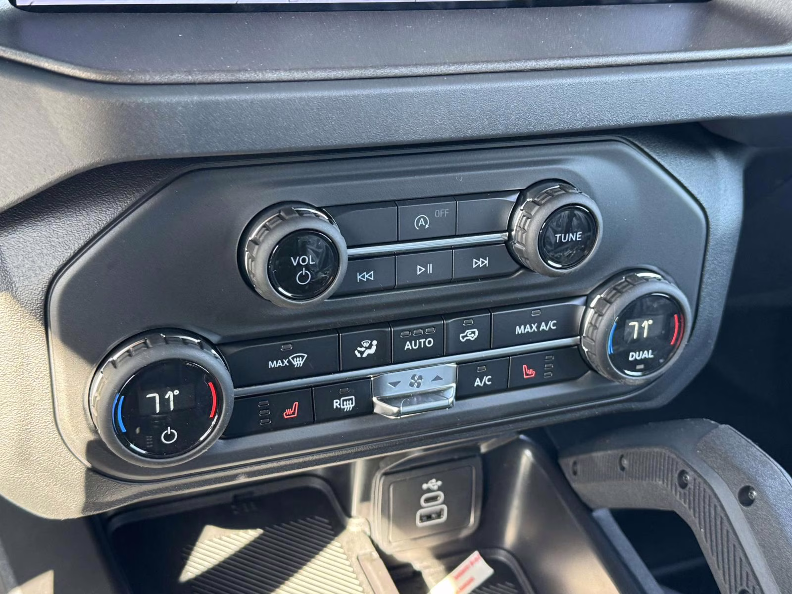 2026 White Ford Bronco Big Bend 4X4 SUV