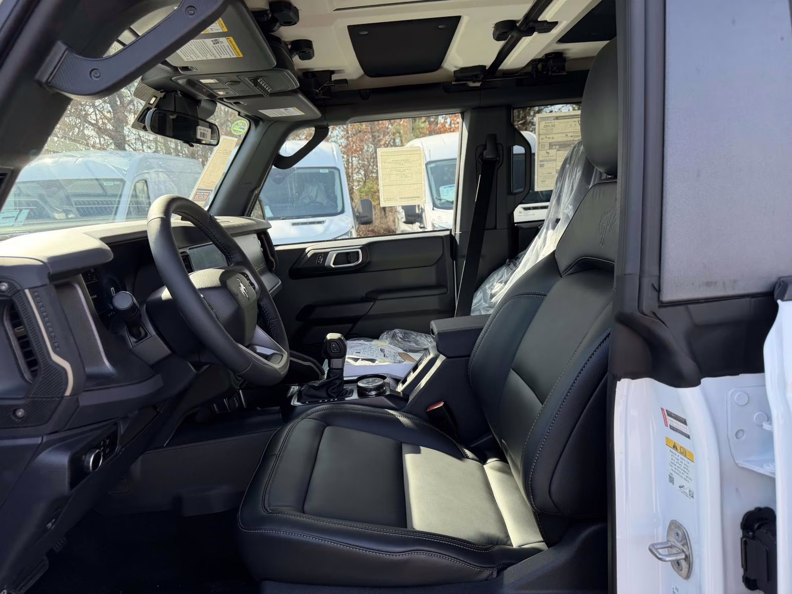 2026 White Ford Bronco Badlands 4X4 SUV