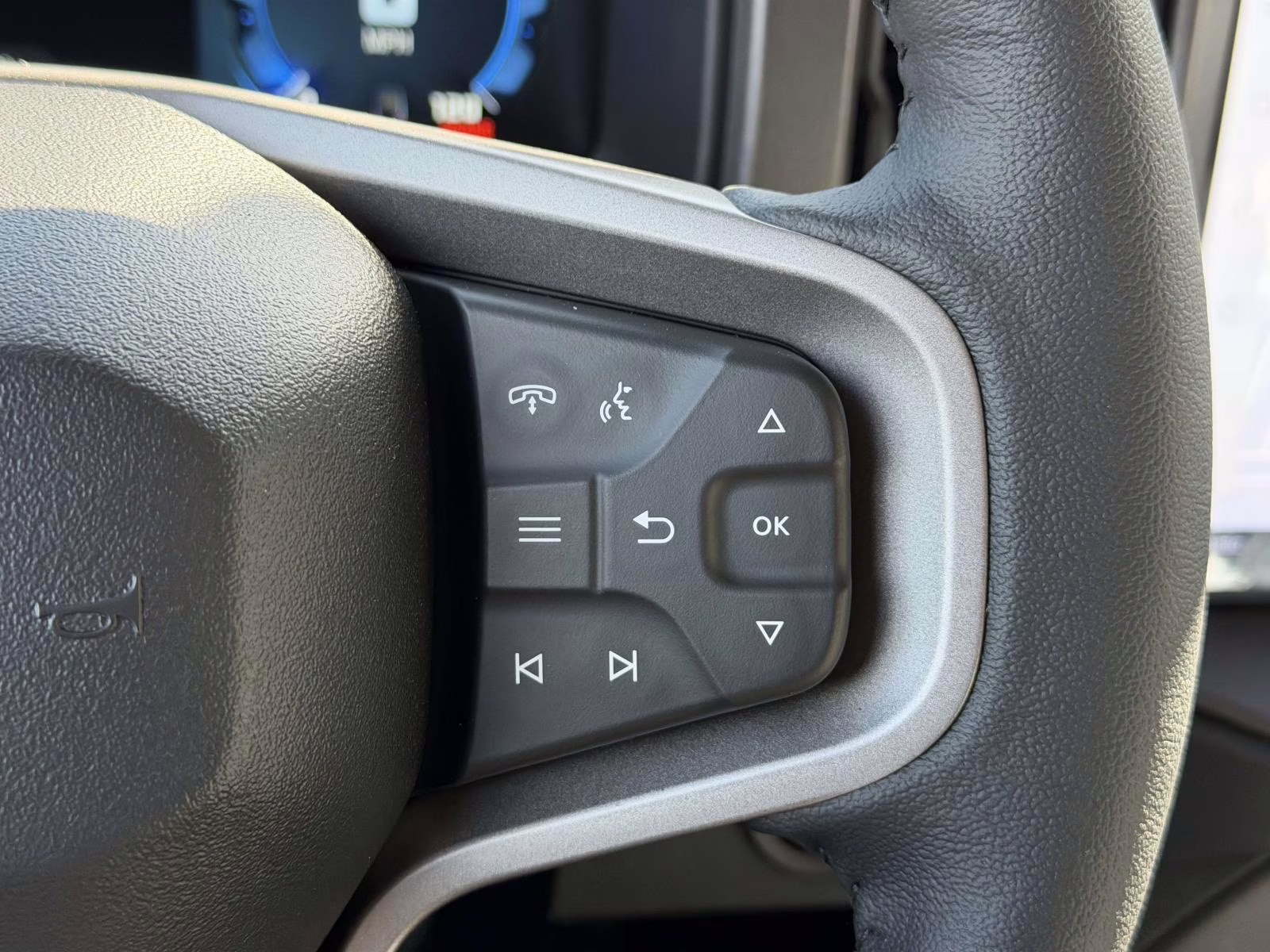 2026 White Ford Bronco Badlands 4X4 SUV