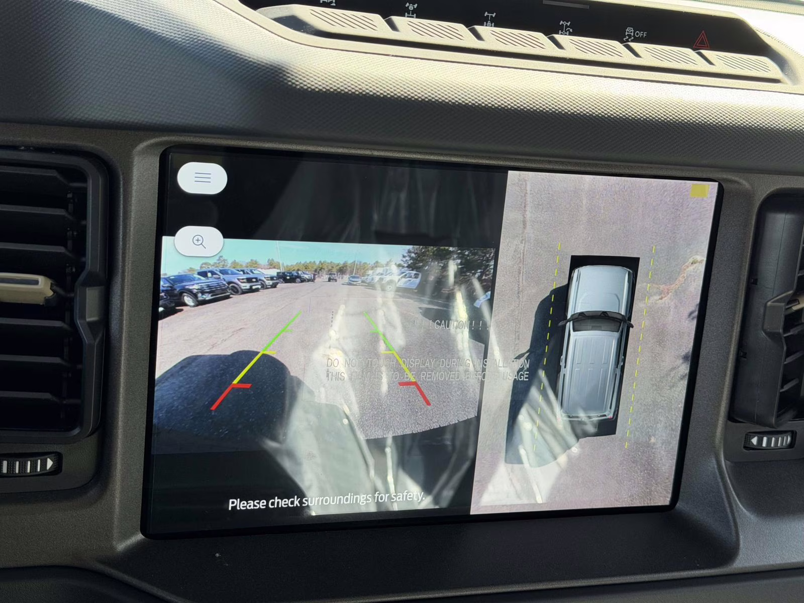 2026 White Ford Bronco Badlands 4X4 SUV