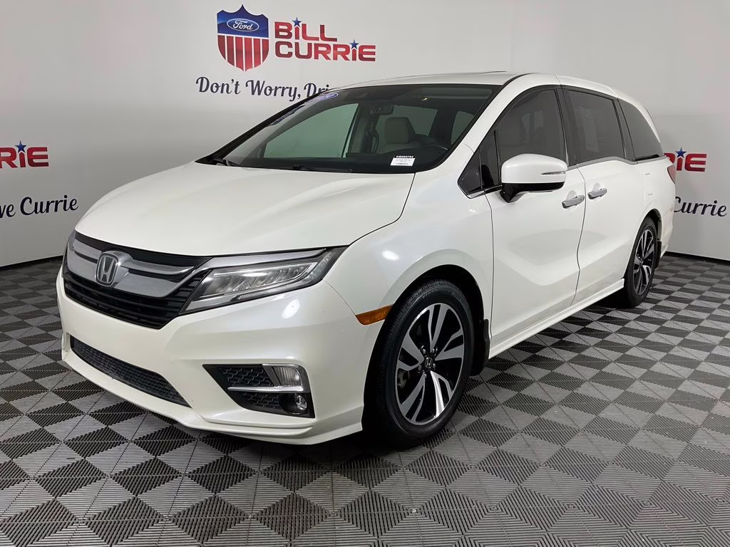 2019 Diamond White Pearl Honda Odyssey Elite FWD Van