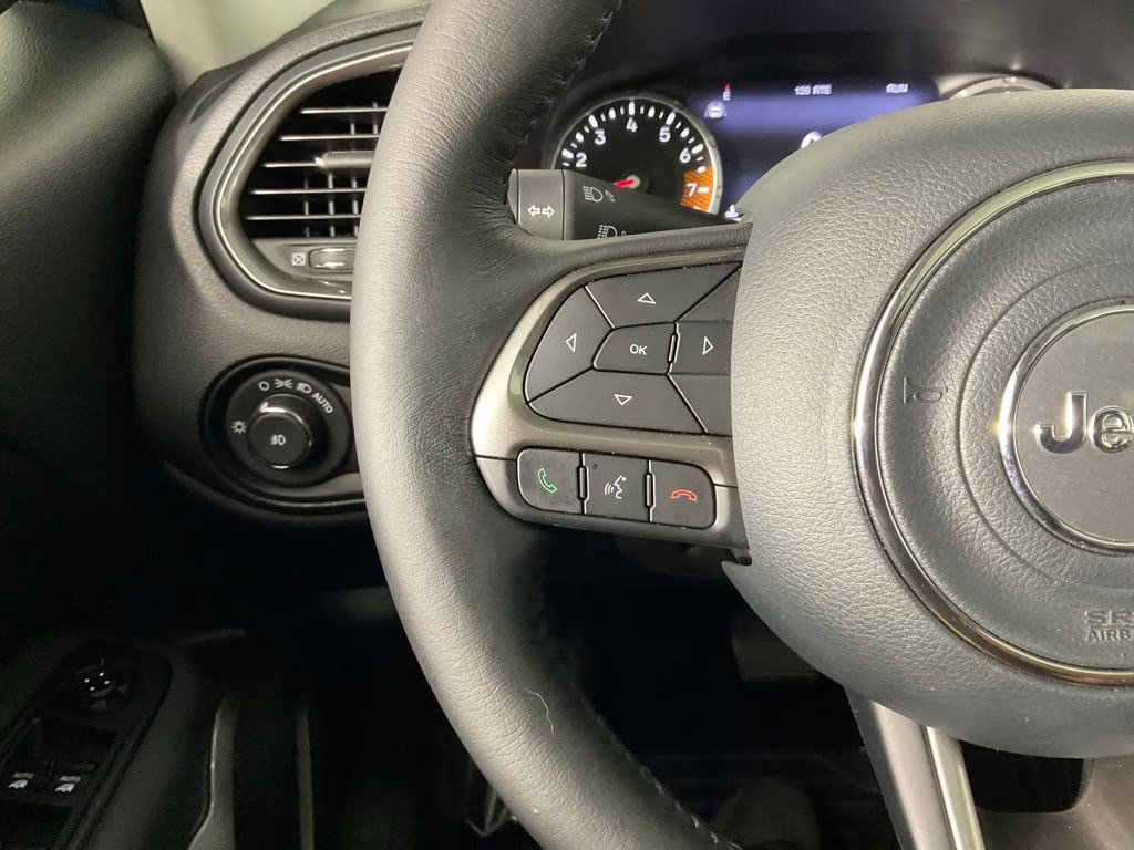 2022 Bikini Metallic Clearcoat Jeep Renegade Limited 4X4 SUV