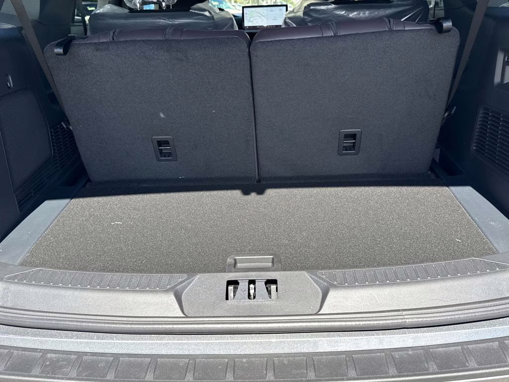 2026 Carbonized Gray Metallic Ford Explorer Platinum RWD SUV