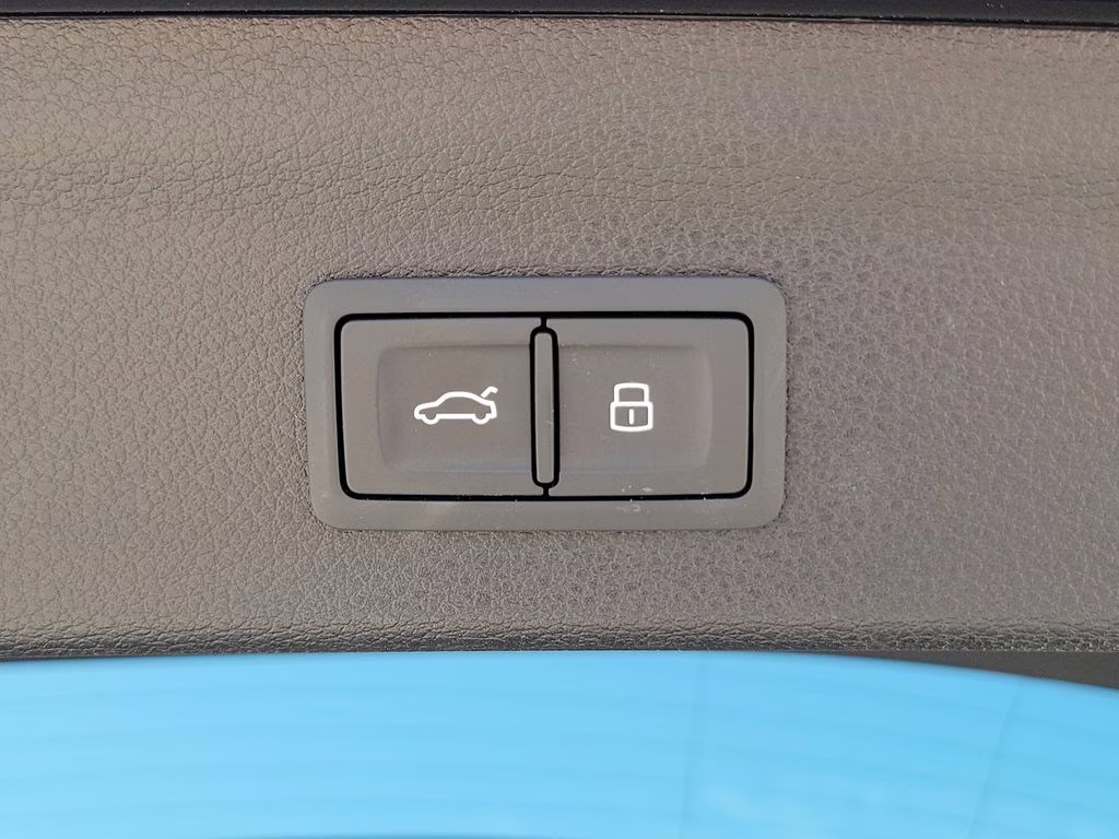 2021 Mythos Black Metallic Audi Q3 Premium AWD SUV