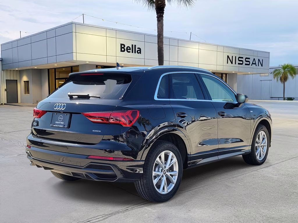 2021 Mythos Black Metallic Audi Q3 Premium AWD SUV