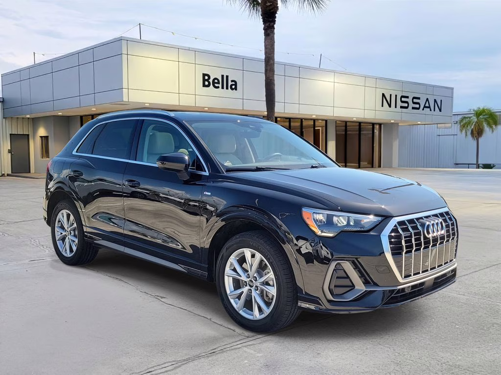 2021 Mythos Black Metallic Audi Q3 Premium AWD SUV