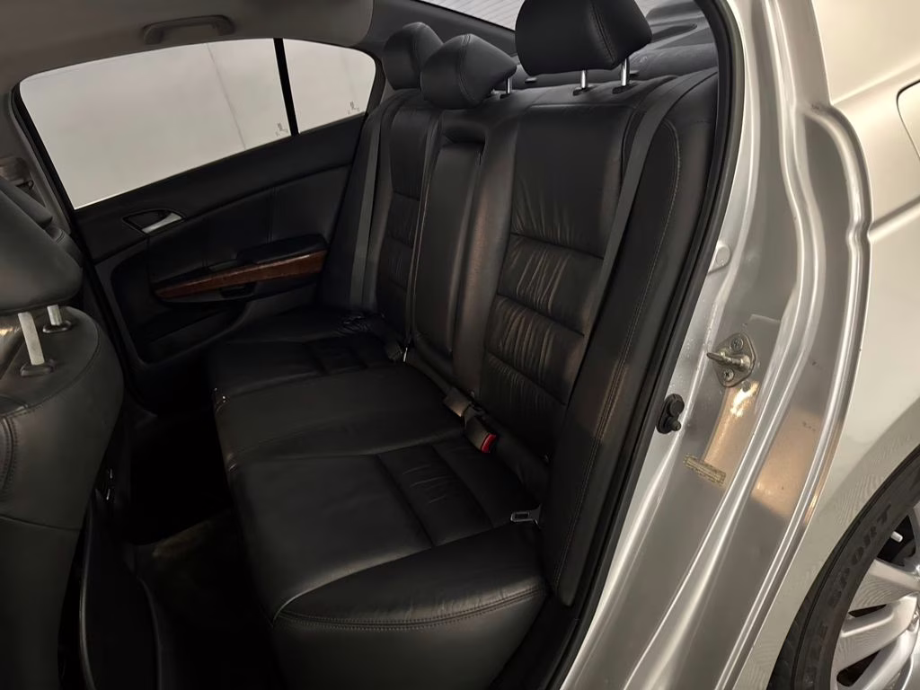 2012 Alabaster Silver Metallic Honda Accord EX-L FWD Sedan