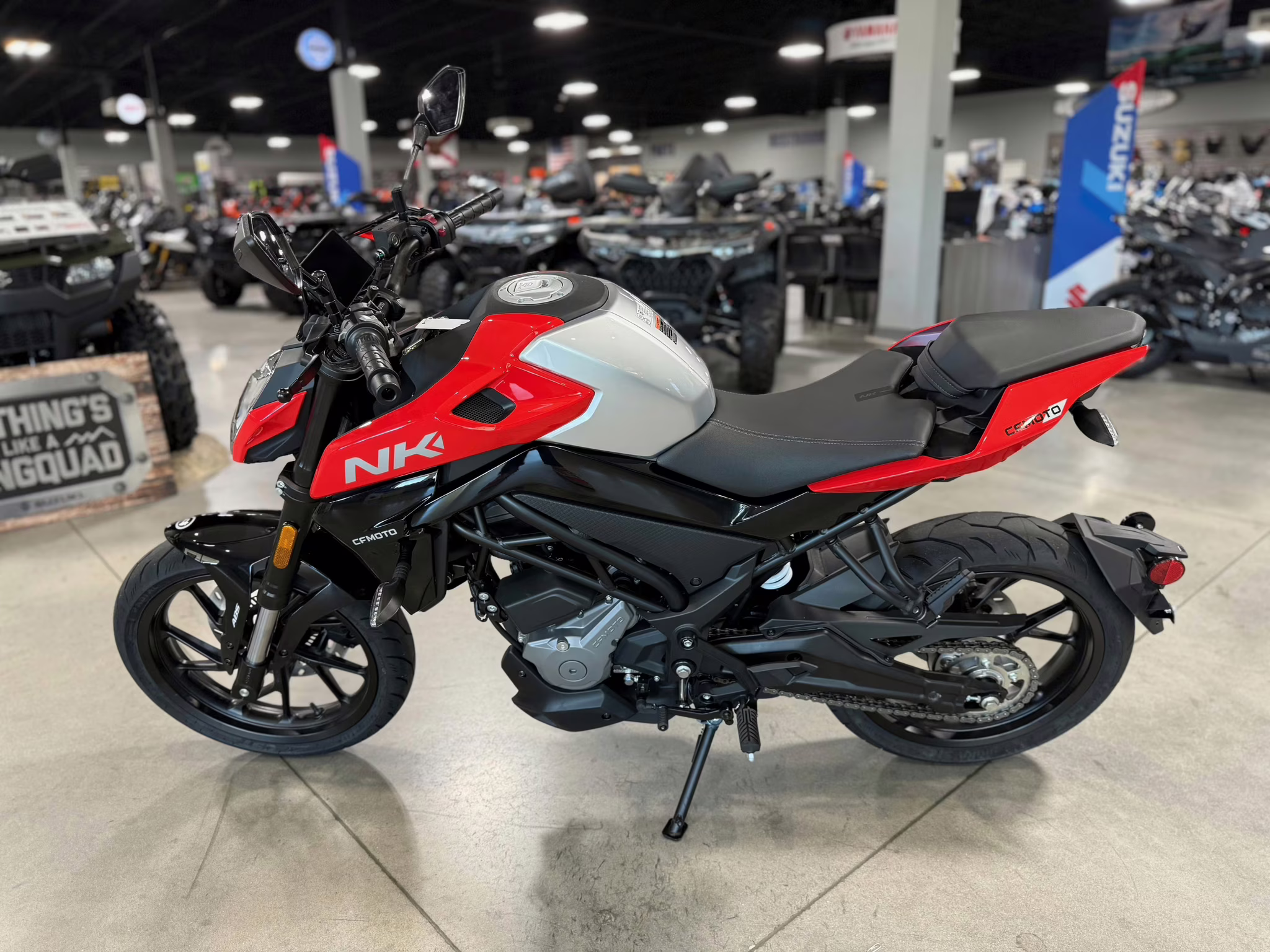 2025 RED CFMOTO 300NK Motorcycle