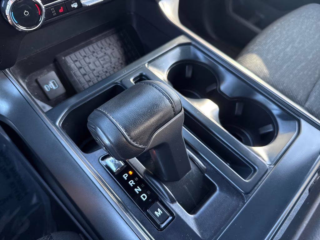 2024 Oxford White Ford F-150 XLT 4X4 Truck