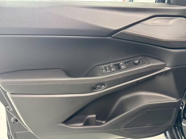 2026 Diamond Black Crystal Pearlcoat Jeep Cherokee Limited 4X4 SUV