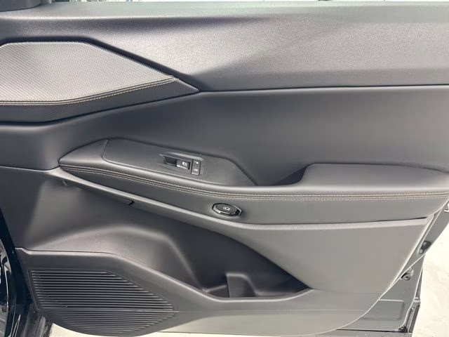 2026 Diamond Black Crystal Pearlcoat Jeep Cherokee Limited 4X4 SUV