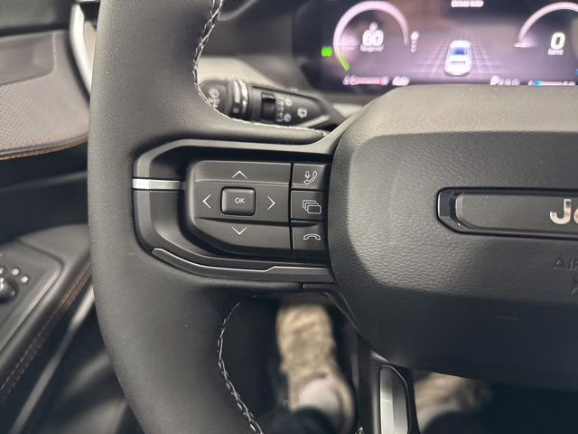 2026 Diamond Black Crystal Pearlcoat Jeep Cherokee Limited 4X4 SUV