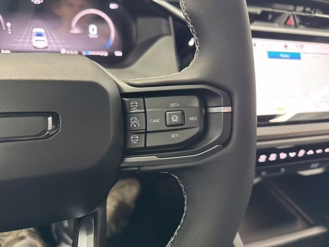 2026 Diamond Black Crystal Pearlcoat Jeep Cherokee Limited 4X4 SUV