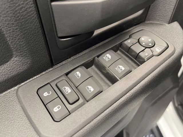 2026 Bright White Clearcoat Ram 2500 Tradesman 4X4 Truck