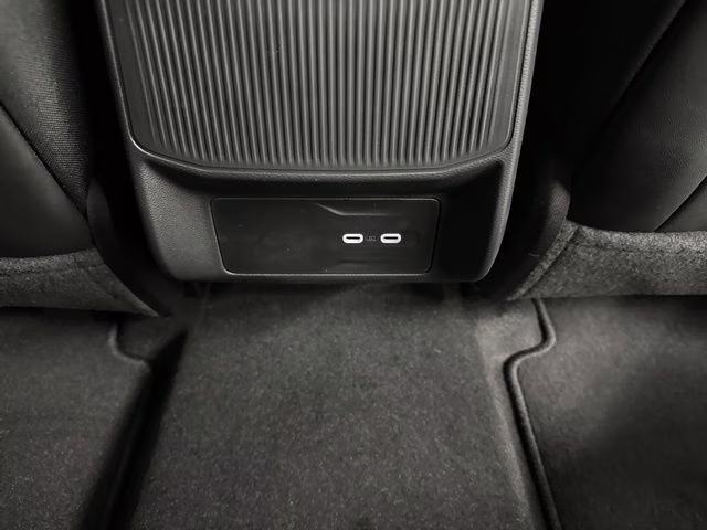 2026 Diamond Black Crystal Pearlcoat Jeep Cherokee Limited 4X4 SUV