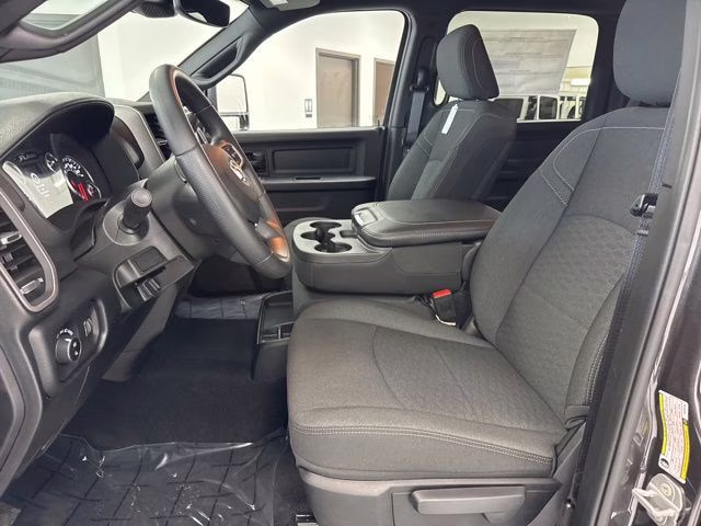 2026 Bright White Clearcoat Ram 2500 Tradesman 4X4 Truck