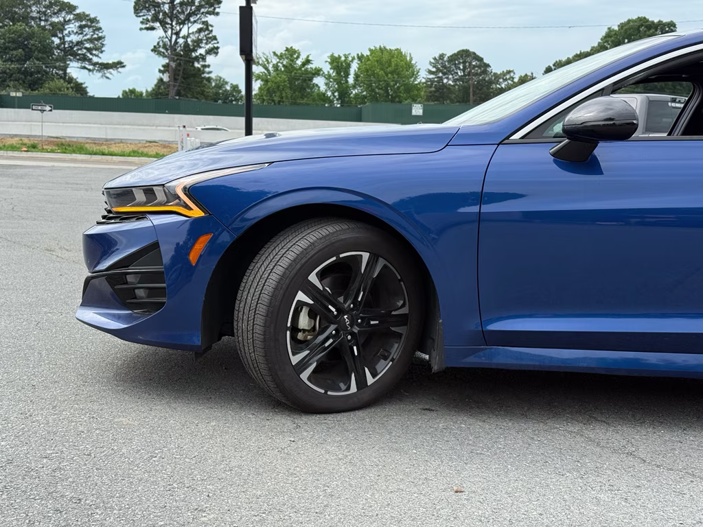 2023 Sapphire Blue Kia K5 GT-Line FWD Sedan