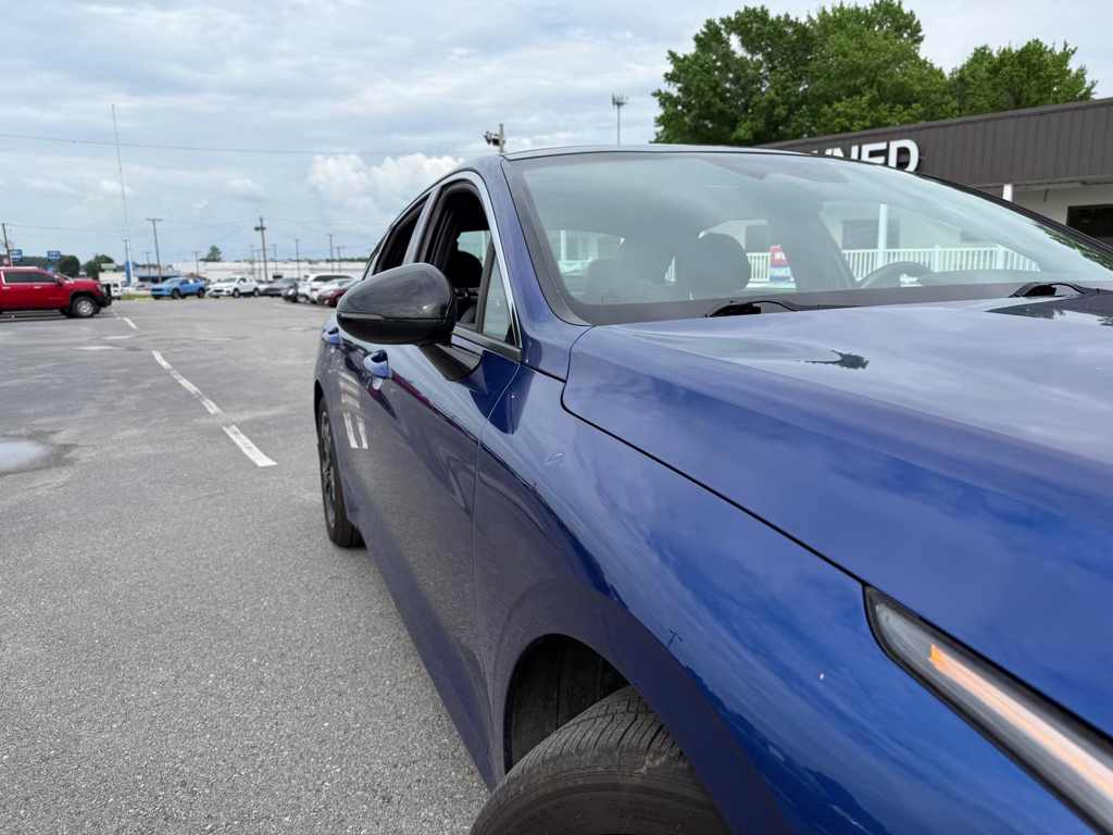 2023 Sapphire Blue Kia K5 GT-Line FWD Sedan