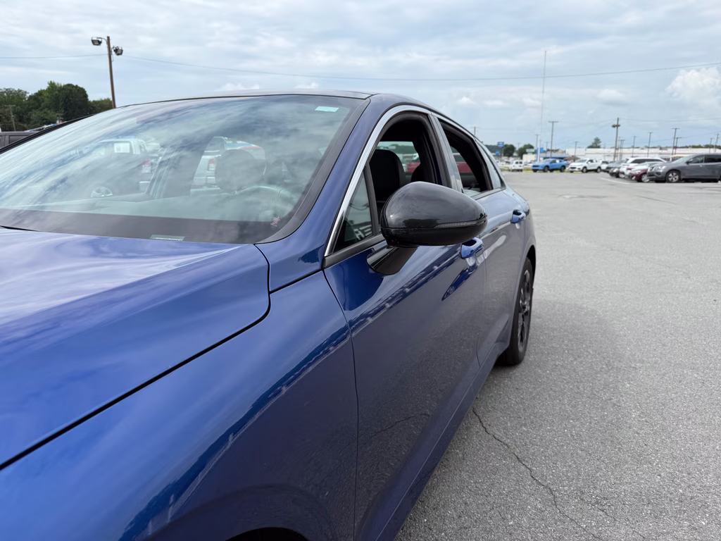 2023 Sapphire Blue Kia K5 GT-Line FWD Sedan