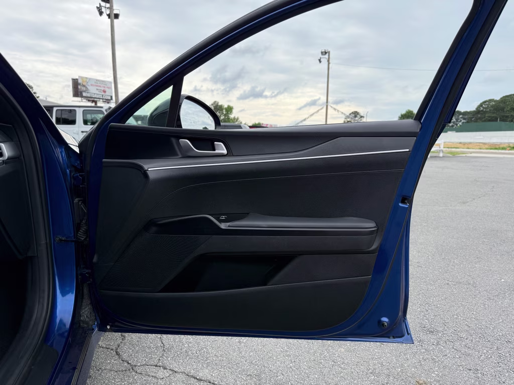 2023 Sapphire Blue Kia K5 GT-Line FWD Sedan