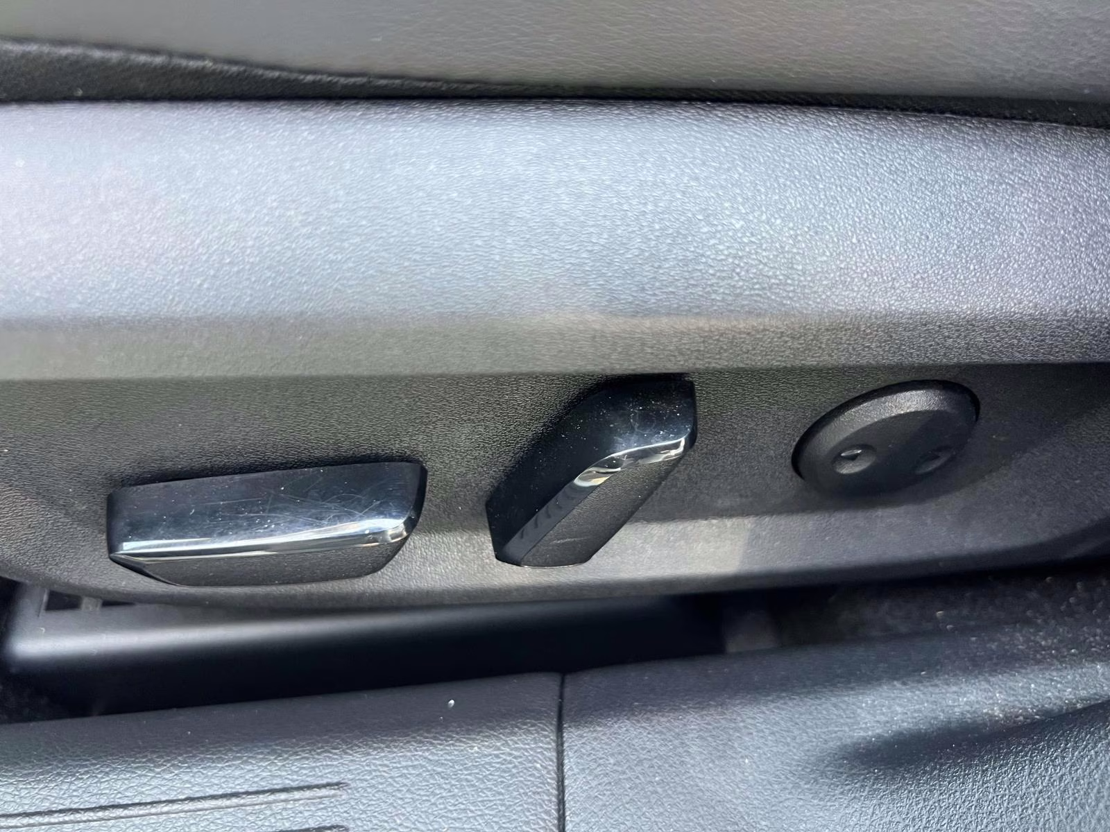 2023 White Nissan Rogue AWD Platinum AWD SUV