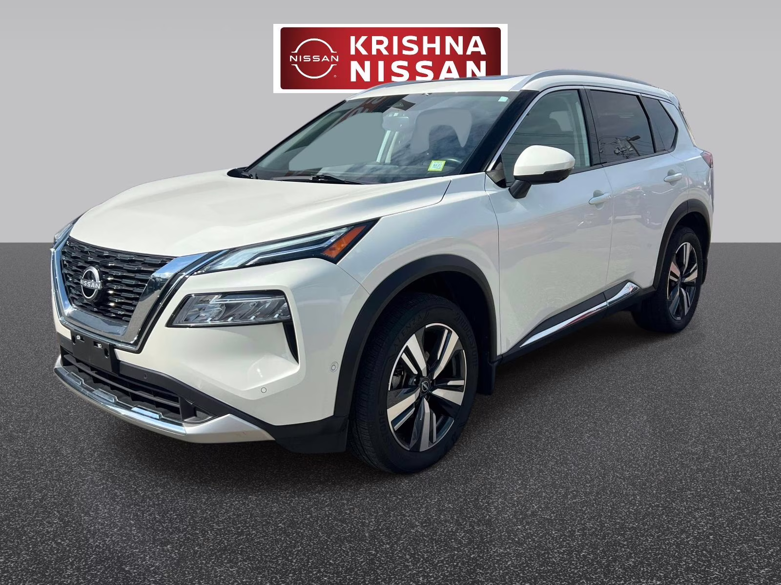 2023 White Nissan Rogue AWD Platinum AWD SUV