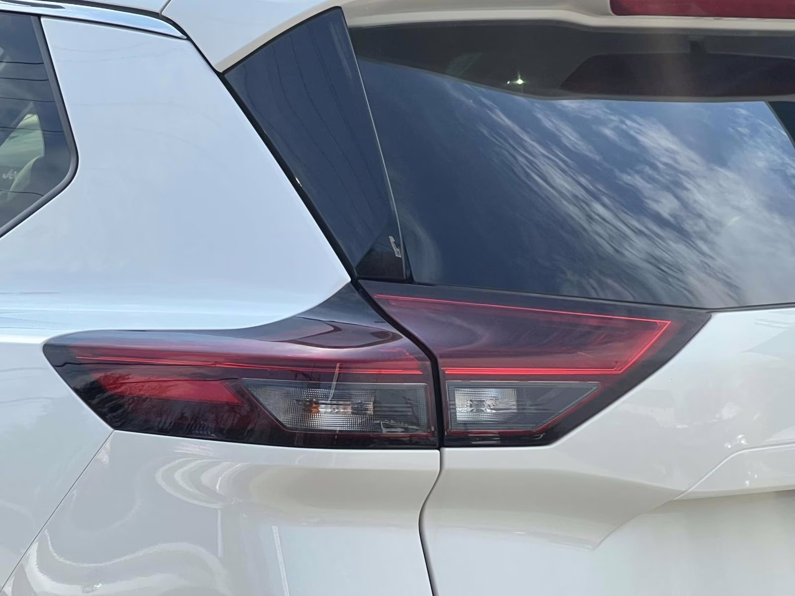 2023 White Nissan Rogue AWD Platinum AWD SUV